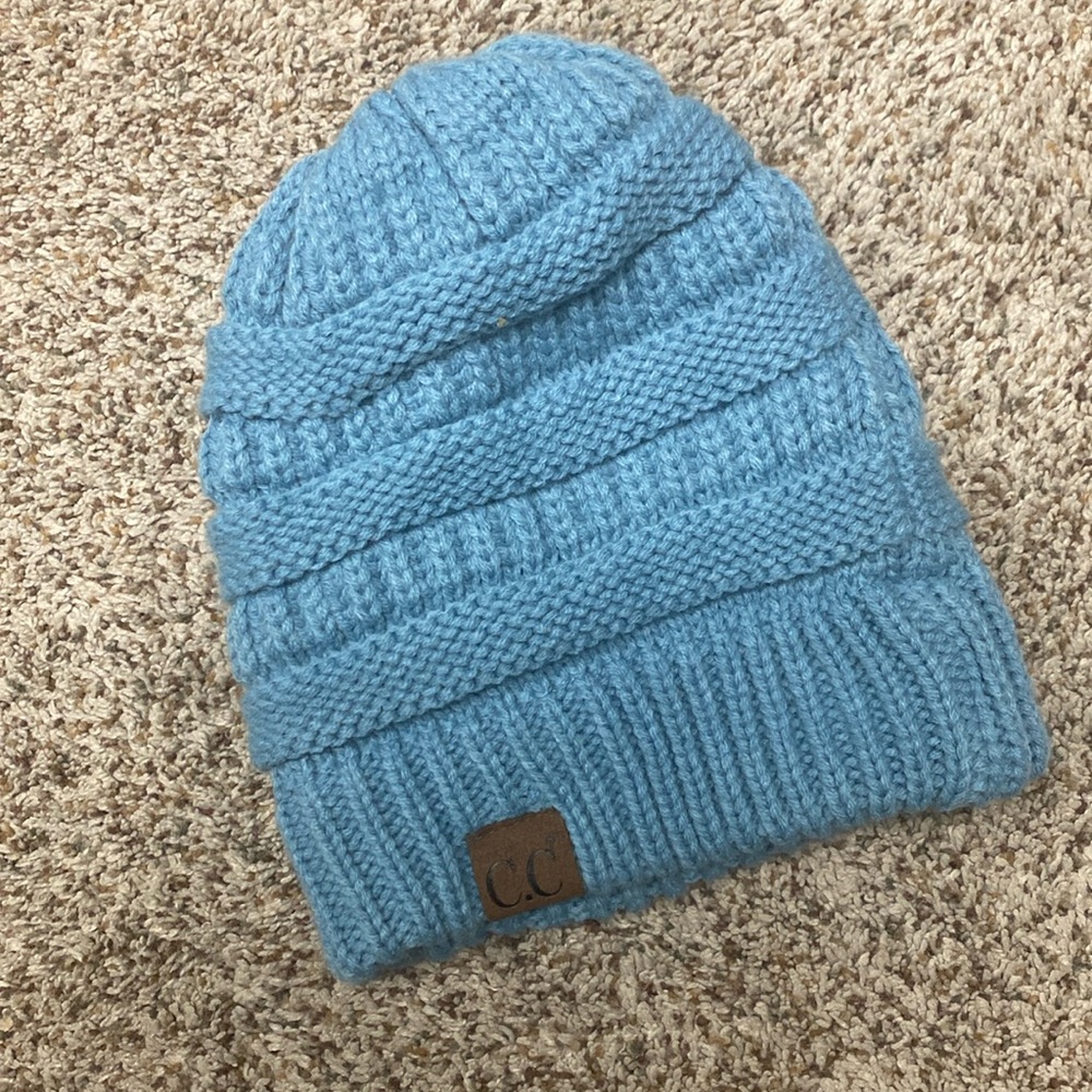 BEANIE (Blue) C.C. One size